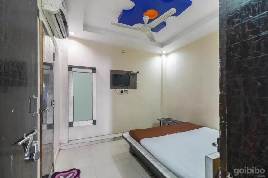 Hotel Rameshwaram Ujjain Exterior photo